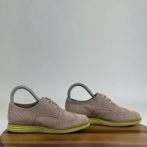 Womens Cole Haan Lunarlon Tan Suede Wingtip Eyelet Oxfords Sneakers Size 5.5 B‎